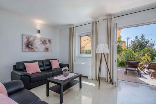 Apartment In Malinska Insel Krk 13004