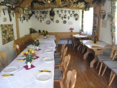 Hostal Landgasthaus Gemsennest