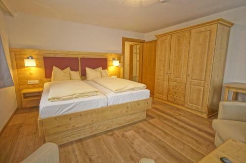 Landhotel Und Apartments Sonneck