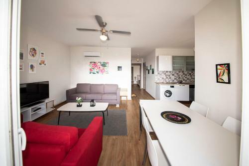Villa Charming House With Shared Pool In Milas