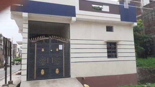Hotel Pop 91502 Murlidhar Jaiswal