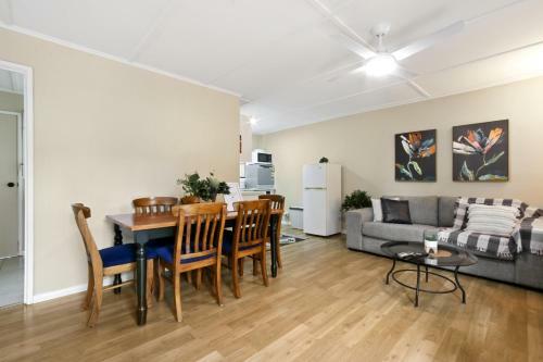 Metung Akora 2bdrm Apartment 4 Pets And Boats Welcome