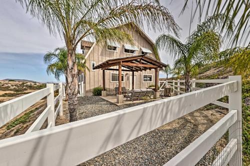 Cozy Temecula Abode With Patio - Near Wineries!