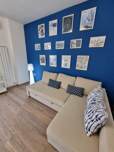 Blue Apartament Near The Sea