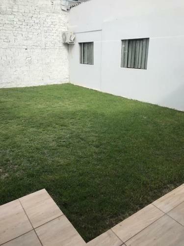 Casa Com 2 Quartos Agrad�veis