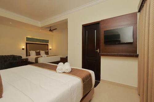 Hotel Comorin Grand