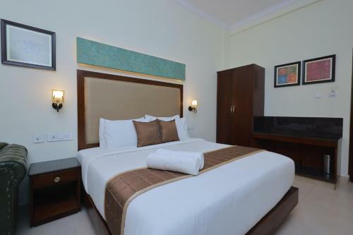 Hotel Comorin Grand