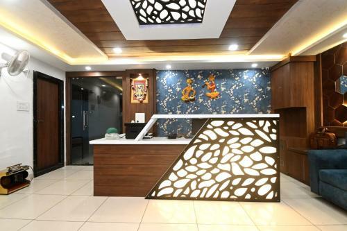 Hotel Hallmark