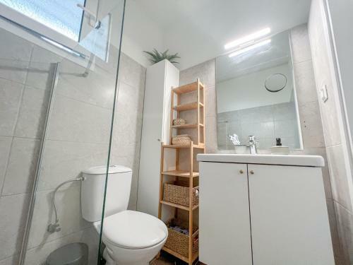 Villa Rafia With Nice Garden Right By The Beach