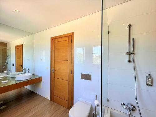 Algarve Amazing Villa With Pool By Homing