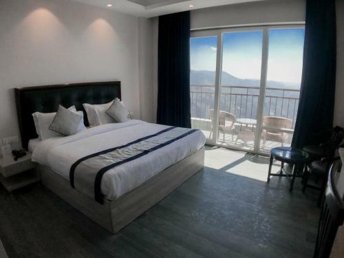 Hotel Peaks And Pines Resort