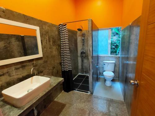 Entropy Apartment Hotel