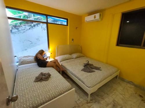 Entropy Apartment Hotel