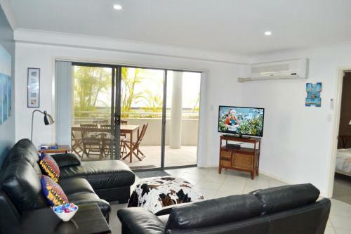 Jubilee Apartment 03