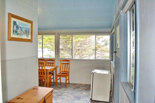Sunshine Cottage