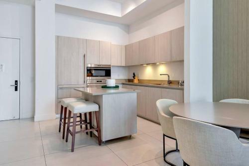 203-lovely 1 Bedroom Apartment At The Beach !!