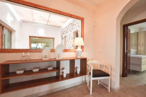 Book Jet - Villa Alegria With Private Pool