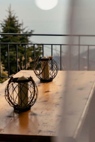 P�lion Wood House With View