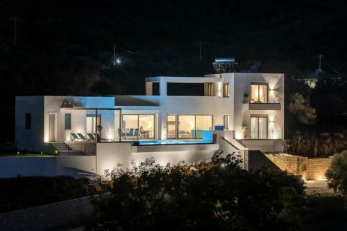 Luxury Villa Oxygen In Sfinari With Sunset Views