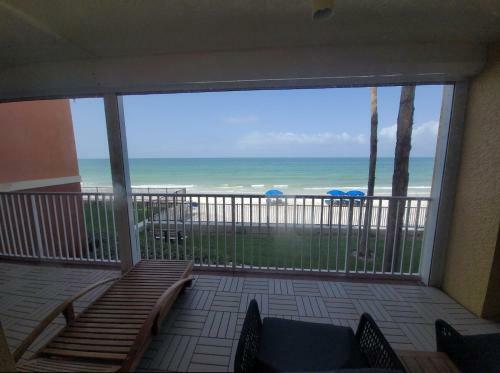 Apartamento Exclusive Beach Front Condo In North Redington