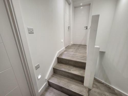 Lovely 4 Bedroom Centrally Located Apartment