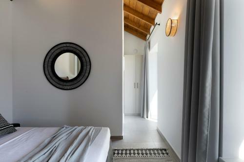 Lichnos Luxury Suites