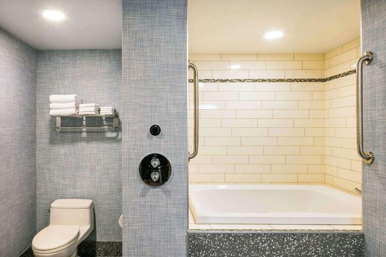 Hotel Quality Inn & Suites L�vis