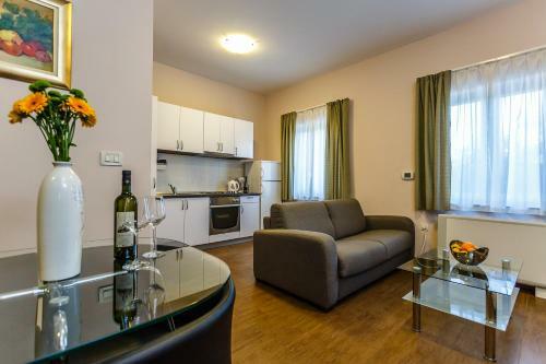 Frajona Apartments