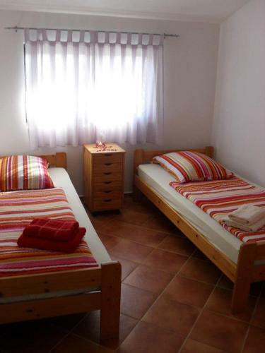 Apartments Miljak
