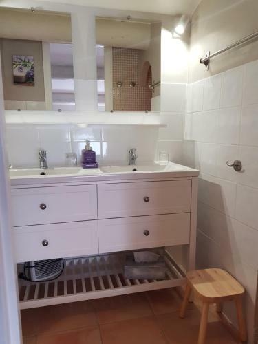 Bed & Breakfast Mas Clement - Chambre Et Table D'h�tes
