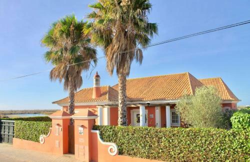 Flamingo?s Villa In Ria Formosa