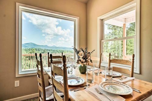 Tranquil Cabin With Gorgeous Views And Fire Pit!