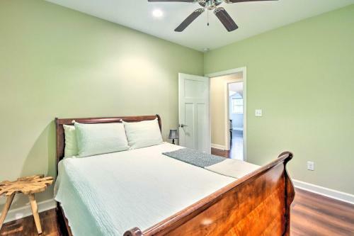 Riverside Dahlonega Home With Kayaks And Fire Pit