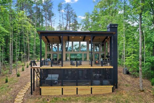 Boujee Lodge New Modern Luxury Retreat