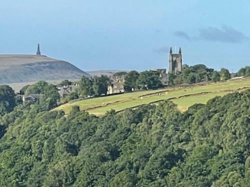 Inviting 4 Berth Caravan In Hebden Bridge