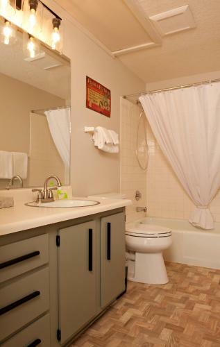 Ranch Condo 3598 With Hot Tub & Summer Pool