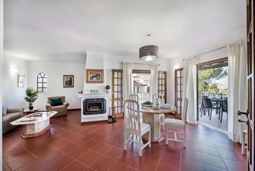 Villa Iris