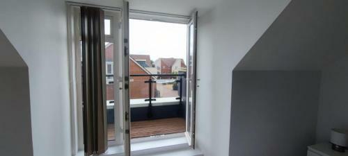 Ferndale Serviced 4 Bedroom 2 Bath House With Parking
