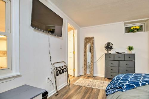 Bel Air Apartment With Pool About 2 Mi To Main St