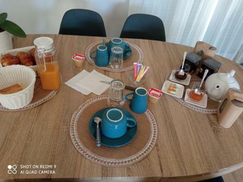 Bed & Breakfast Chambre Dans Charmante Maison � Cusset