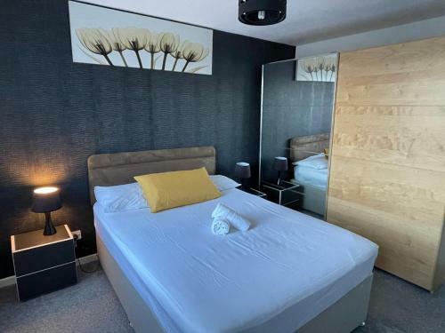 Kampa?s Spacious 2 Bed House In Dy4 - Short Or Long Stays