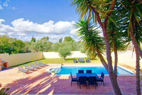 Villa Los Olivos