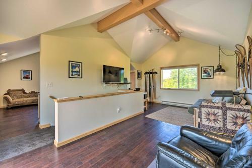 Apartamento Duluth Apt With Fire Pit On Working Horse Farm!