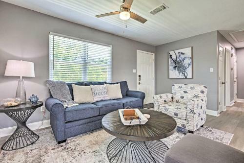 Lakefront Pass Christian Bungalow With Views!
