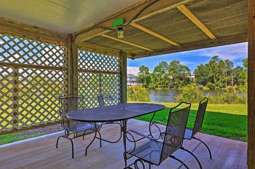 Lakefront Pass Christian Bungalow With Views!