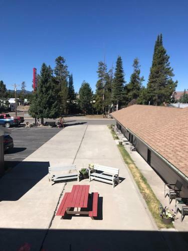 Lazy G Motel