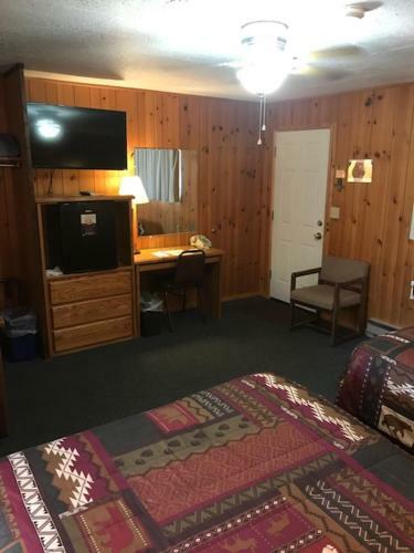 Lazy G Motel
