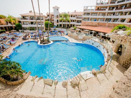 Apartamento 224 Royal Park Albatros AC Heated Pool
