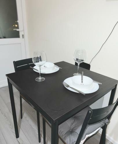 Luxurious Two Bedroom Apartment