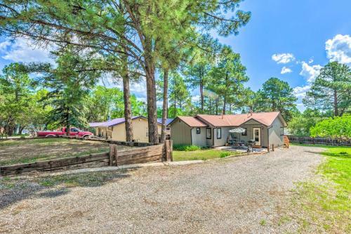 Ruidoso Home With Patio, Walk To Restaurants!